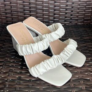 New Coconuts by Matisse First Love Sandal - Size 7